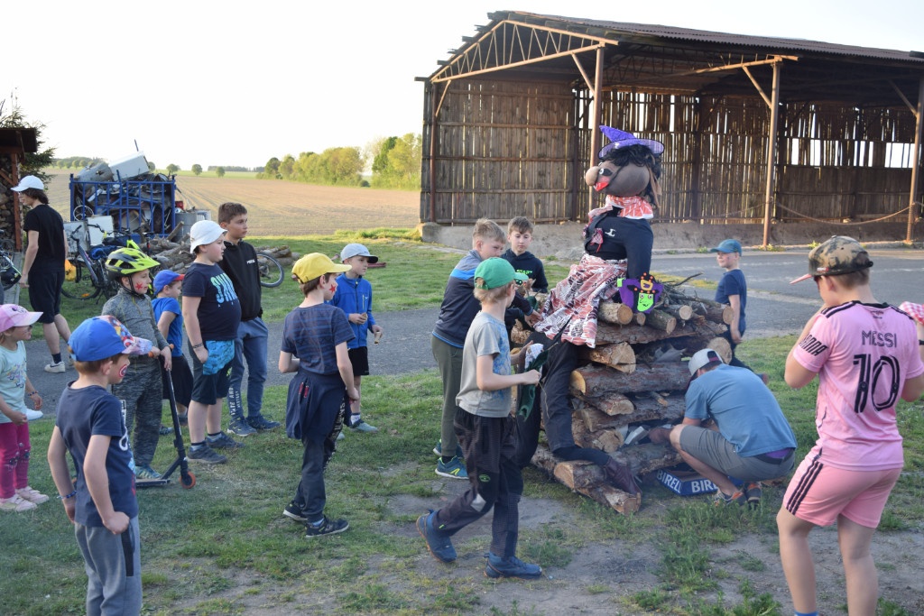 Pálení čarodějnic