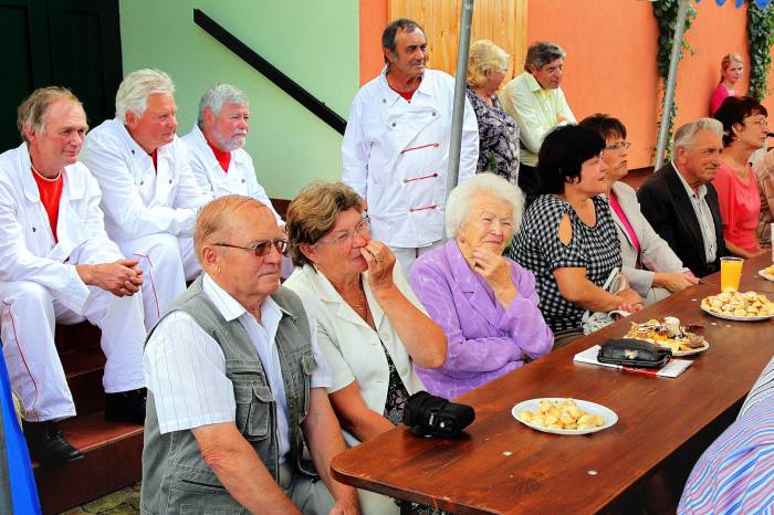 Sraz rodáků a občanů z Desné 2012 a oslavy 75. výročí založení SDH Desná