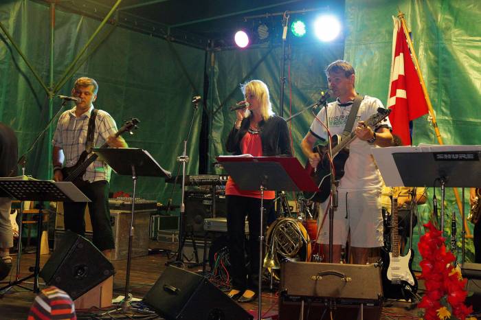 Sraz rodáků a občanů z Desné 2012 a oslavy 75. výročí založení SDH Desná